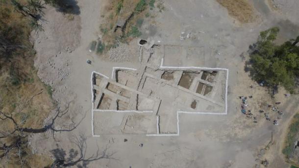 Vista aérea de la Iglesia de los Apóstoles, que se dice que fue construida sobre la casa de los discípulos de Jesús, Pedro y Andrés. (Captura de pantalla / Fox News)